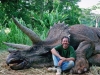 1. Tutto parte da qui. Sul Web Spielberg viene boicottato e insultato per aver ucciso un Triceratopo