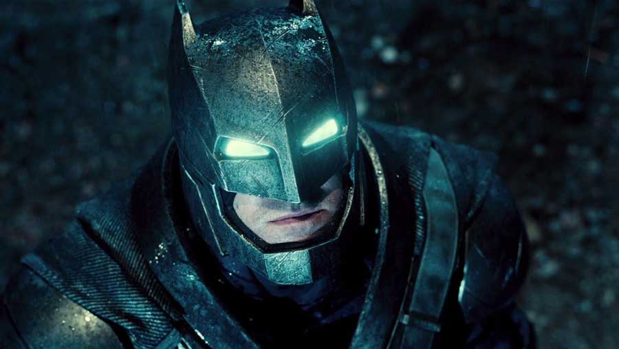 Comic-Con 2017, Ben Affleck su The Batman: «Per Matt Reeves interpreterei anche una scimmia» Ben Affleck è Batman in Justice League