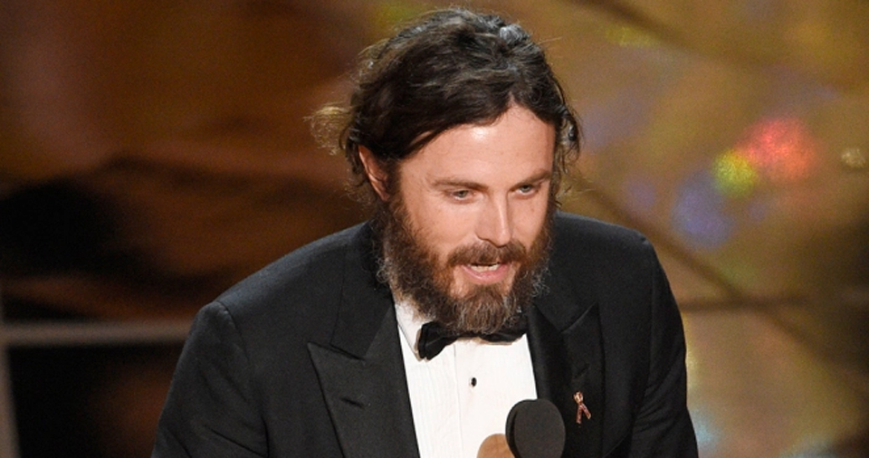 Oscar 2017, Casey Affleck: «Denzel Washington mi ha insegnato a recitare». Il video