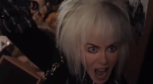 Nicole Kidman è la regina del punk nei primi teaser di How to Talk to Girls at Parties Nicole Kidman in How to talk to girls at parties