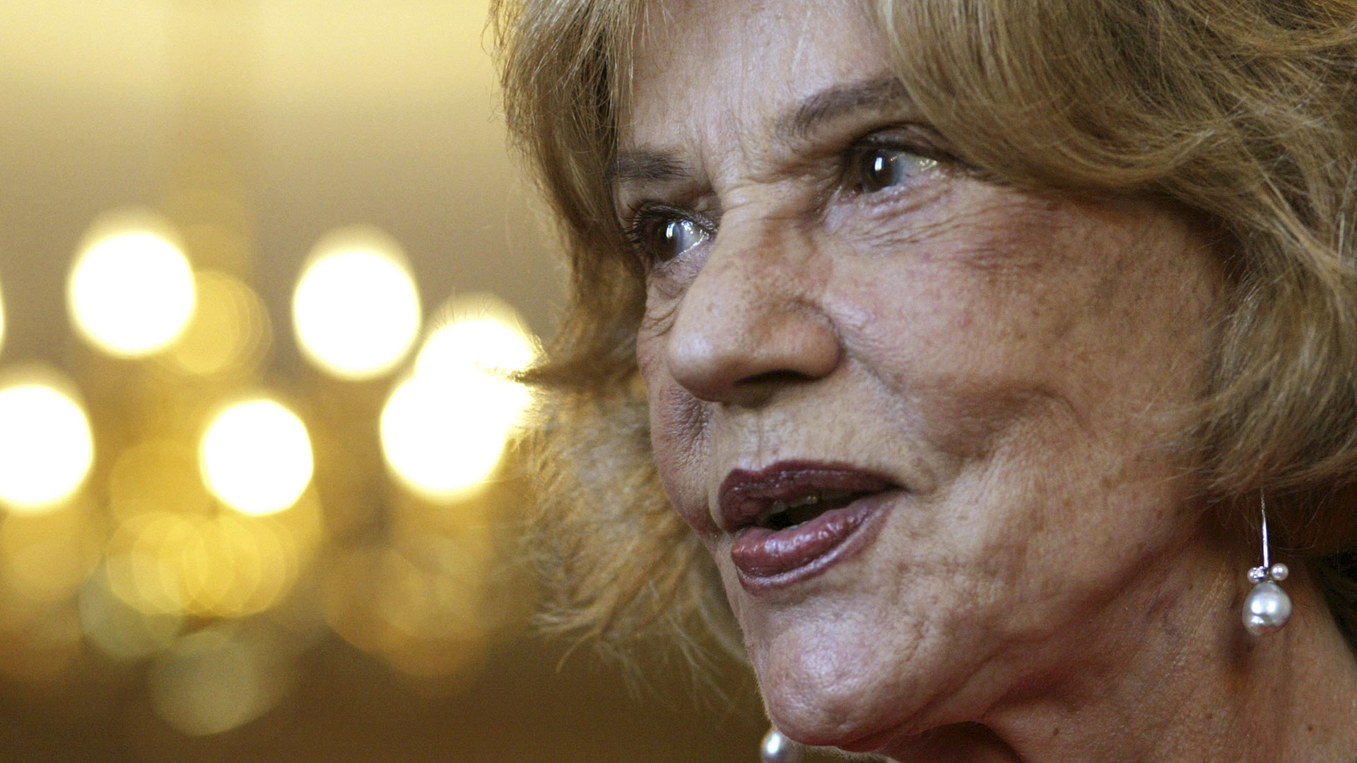 È morta l’icona del cinema francese Jeanne Moreau, aveva 87 anni