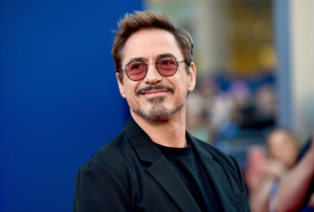 Robert Downey Jr. e Iron Man, c’è aria d’addio: «Lo farò finché non diventerà imbarazzante» Robert Downey jr. alla première di Spider-Man: Homecoming