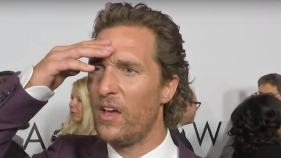 Matthew McConaughey scopre della morte di Sam Shepard sul red carpet. Il video Matthew McConaughey