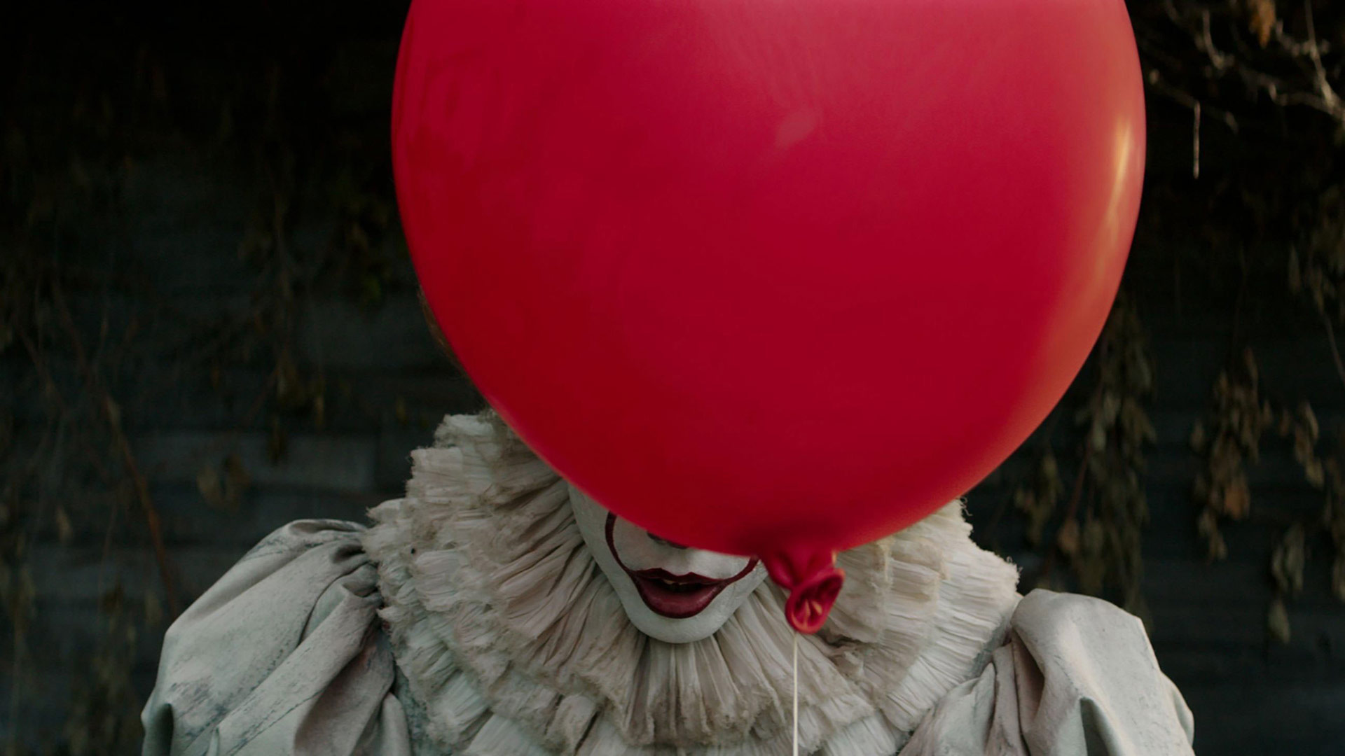 IT: è tornato il clown assassino, ma a conquistare sono i ragazzini. La recensione Il clown assassino in It, versione 2018