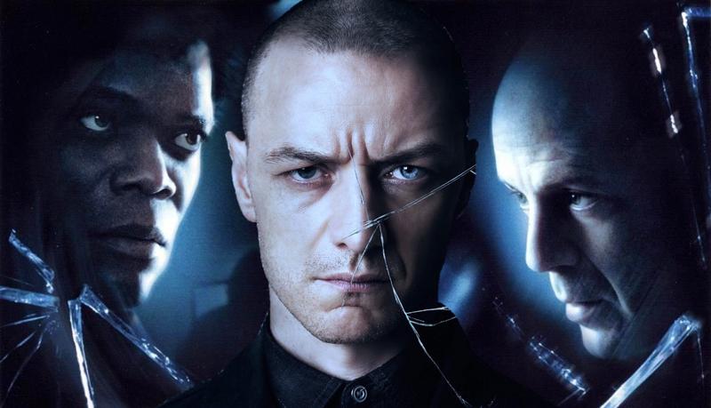 Glass, James McAvoy a torso nudo sul set del crossover James McAvoy sul set di Glass