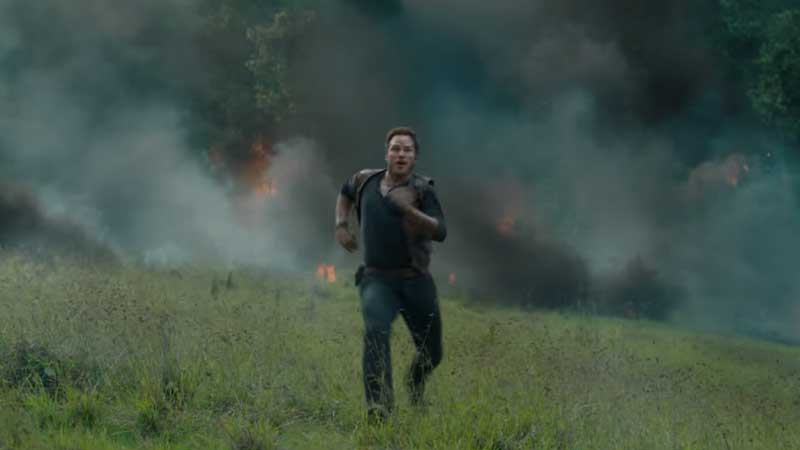 Jurassic World – Il regno distrutto, un esplosivo teaser anticipa l’uscita del primo trailer