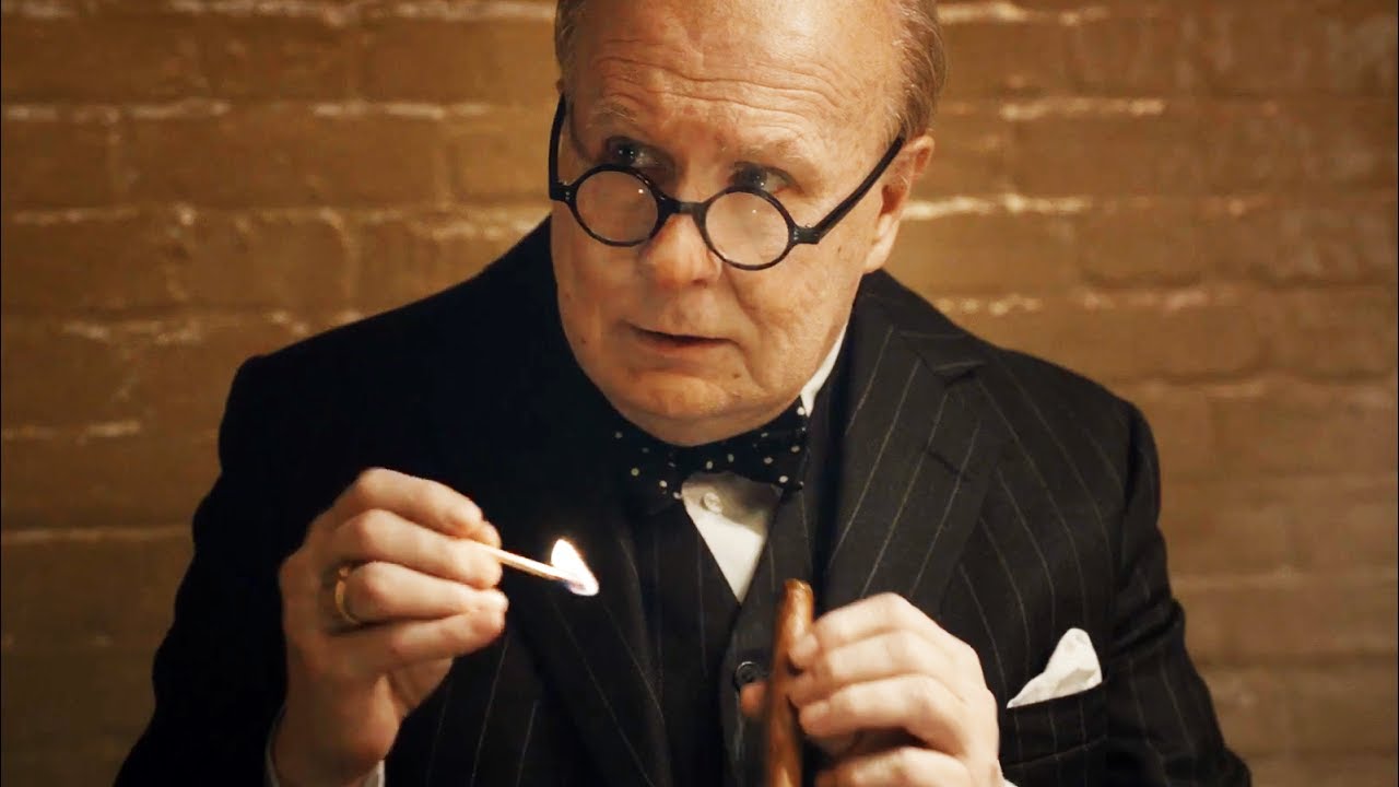 L’ora più buia: Gary Oldman rivela «Winston Churchill mi ha intossicato» Gary Oldman ne L'ora più buia