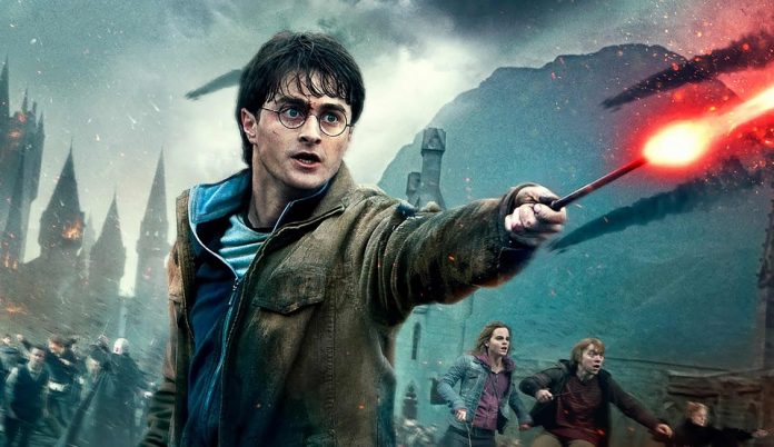 Harry Potter Il Cast Della Saga Si Ritrova Al Wizarding World Di Orlando Per Una Magica Reunion Foto