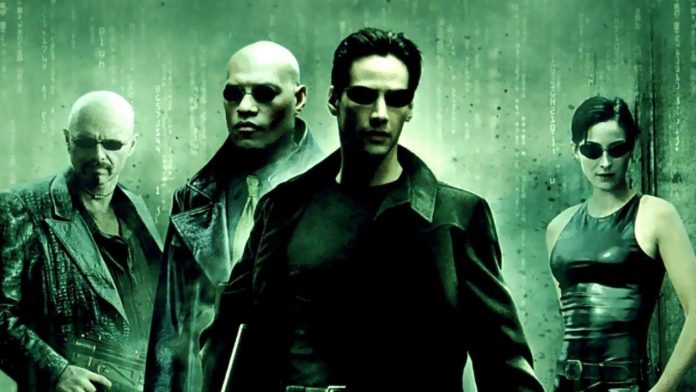 Matrix, stasera in tv il film con Keanu Reeves: la storia dell’attrice che stava per interpretare… Neo! Matrix