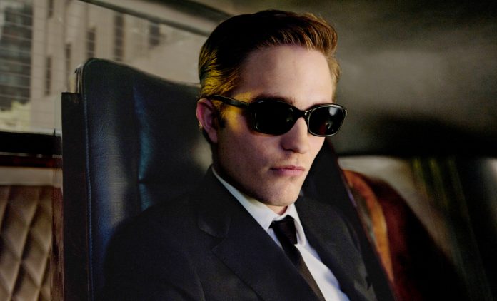 The Batman: un dettaglio del costume anticipa la presenza di un insospettabile gruppo di villain?