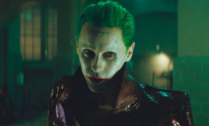 Justice League Snyder Cut: la prima foto di Joker anticipa un cambio di look per Jared Leto? Joker Suicide Squad Jared Leto