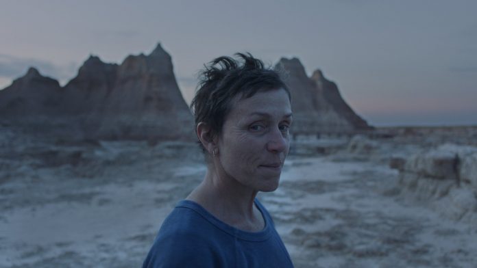 Nomadland: la recensione del film di Chloé Zhao che ha trionfato agli Oscar 2021 Frances McDormand Nomadland Chloé Zhao