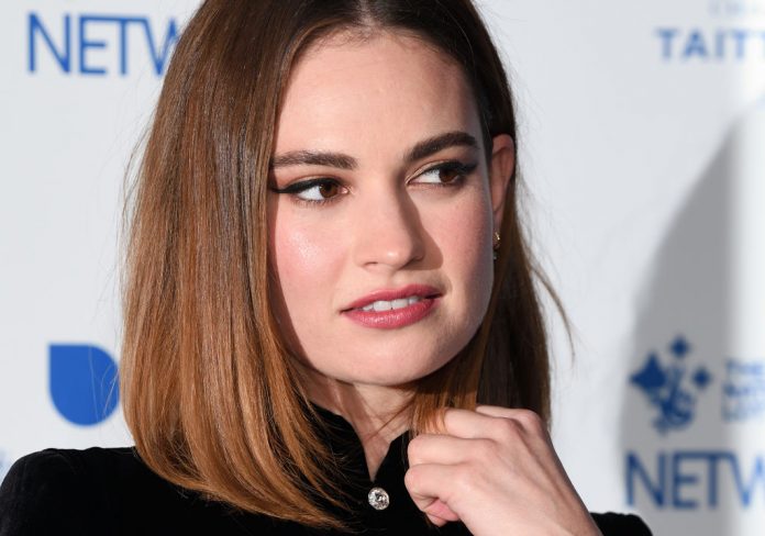 Rebecca: il nuovo film Netflix con Lily James ed Armie Hammer Rebecca film Netflix