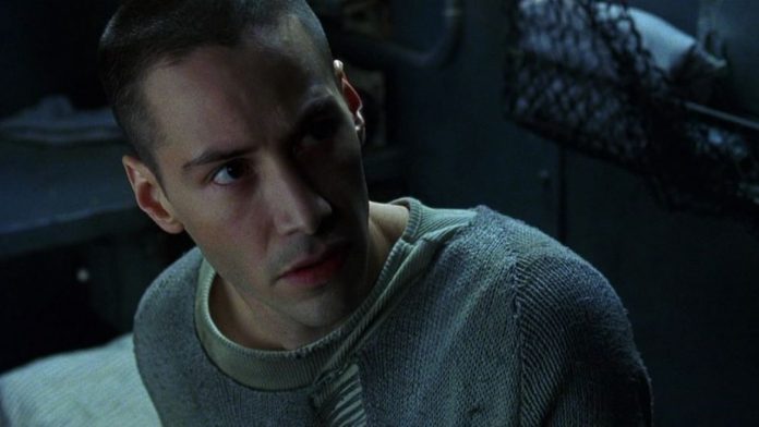 The Matrix 4: bufera sul film con Keanu Reeves per un party sul set