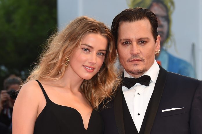 Johnny Depp, peggiora la situazione dell’attore: gli ultimi sviluppi della battaglia legale con Amber Heard