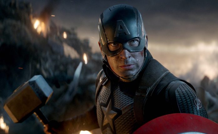 Captain America: una teoria decisamente plausibile svela come potrebbe tornare da giovane nel MCU