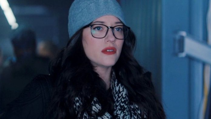 WandaVision, Kat Dennings: «C’è un dettaglio ricorrente nei look di Darcy che solo i più svegli noteranno»