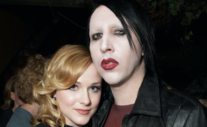 Evan Rachel Wood accusa Marilyn Manson: «Mi ha manipolata da adolescente e abusava di me»