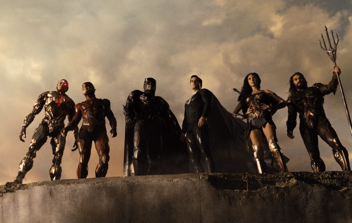 Zack Snyder’s Justice League, arriva il certificato medico per assentarsi da lavoro e vedere il film