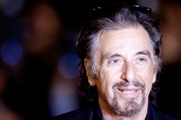 Al Pacino ha una strana passione: recitare nei film brutti. Ma c’è un valido motivo