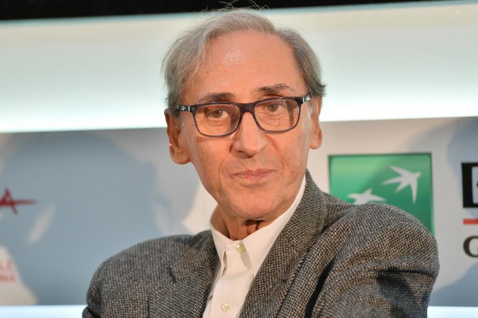 Addio a Franco Battiato: il cantautore siciliano è morto a 76 anni Franco Battiato