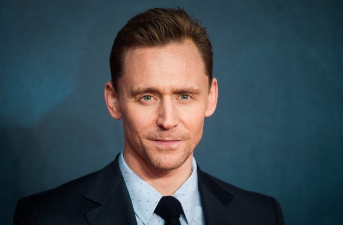 Tom Hiddleston svela i suoi 5 momenti preferiti nel MCU. E non li indovinereste mai! Tom Hiddleston
