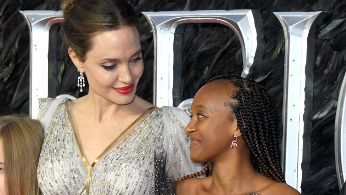 Angelina Jolie: la figlia Zahara vittima di razzismo da parte di un’infermiera. La denuncia angelina jolie e la figlia zahara