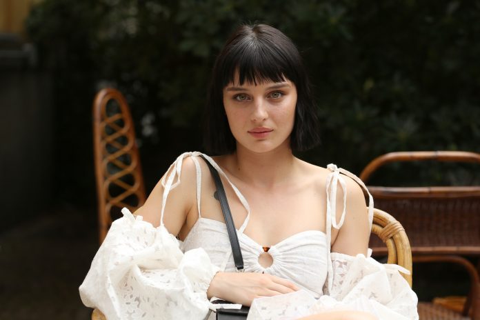 I Croods 2, Alice Pagani è la voce di Hip: «Rappresenta la forza femminile, abbiamo molto in comune» Alice Pagani