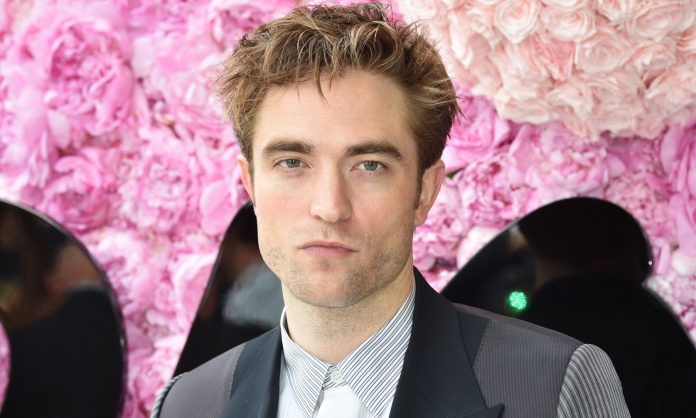 Robert Pattinson dice la sua su Twilight: «Nessuno ha capito che era cinema d’arte» Robert Pattinson
