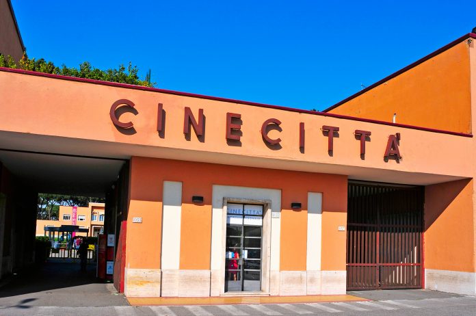 Portiamo il cinema in tutta Italia