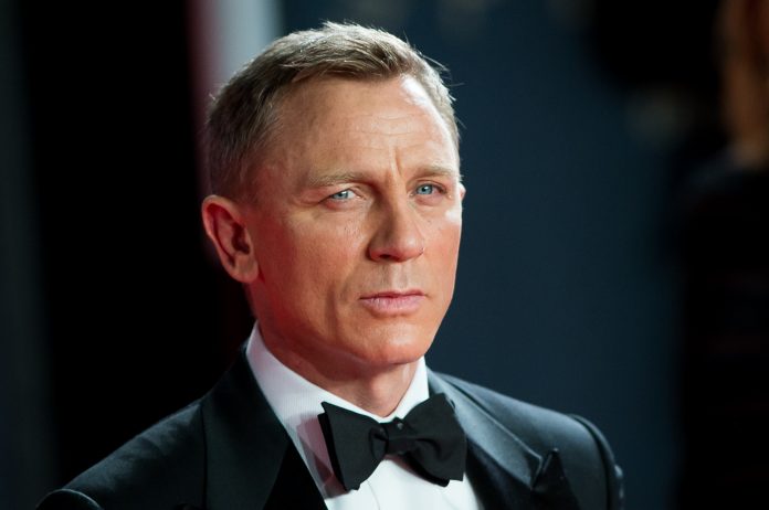 Daniel Craig, l’attore negherà l’eredità alle sue figlie. E svela il motivo della decisione Daniel Craig