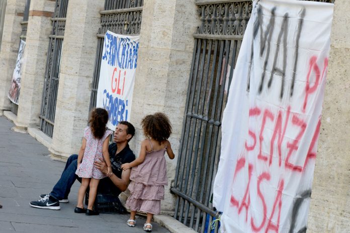 Il legionario: opera prima di Hleb Papou sui palazzi occupati di Roma Il legionario film 2021