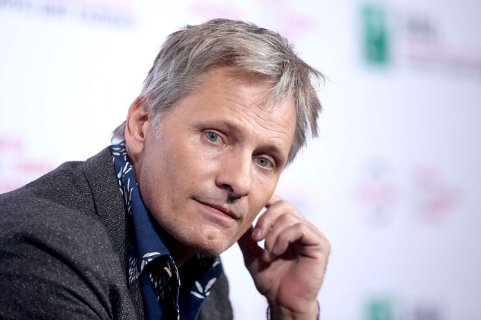 Falling – Storia di un padre: il debutto alla regia di Viggo Mortensen Falling Storia di un padre