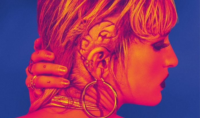 Titane: data d’uscita e trailer italiano del discusso body horror vincitore della Palma d’Oro titane