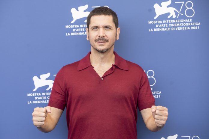 Venezia 78: finalmente Freaks Out. Gabriele Mainetti: «I miei mostri umani in conflitto col nazismo» Gabriele Mainetti Freaks Out