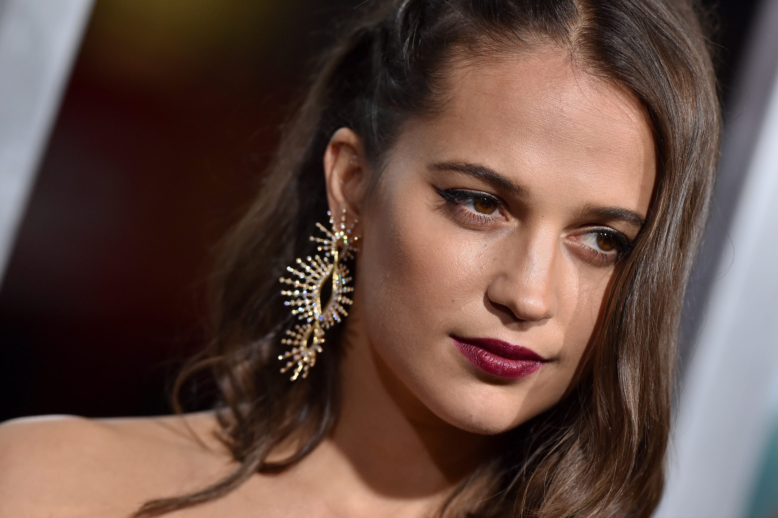 Alicia Vikander Reveals Unpleasant Details About Her Sex Scenes