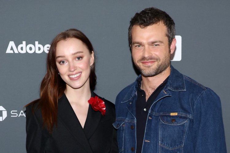 Fair-Play_Alden-Ehrenreich_Phoebe-Dynevor