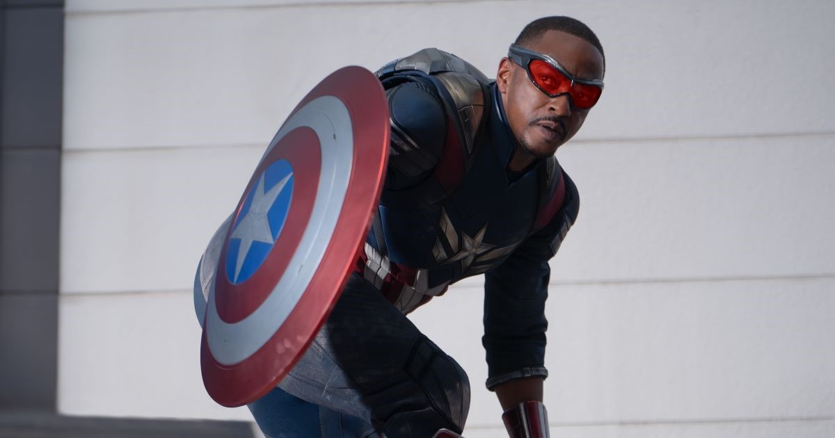 anthony mackie nei panni di sam wilson in captain america brave new world