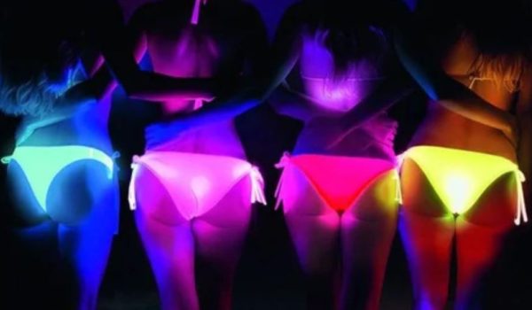 il poster del film spring breakers 2