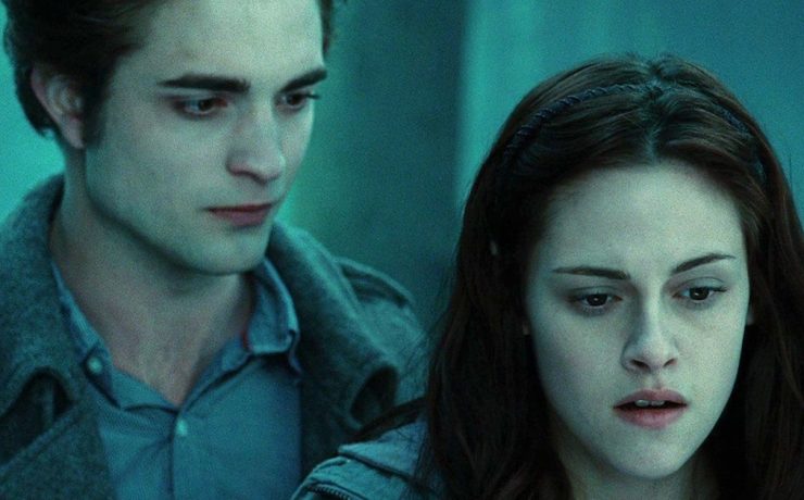 Bella (Kristen Stewart) e Edward (Robert Pattinson) in Twilight
