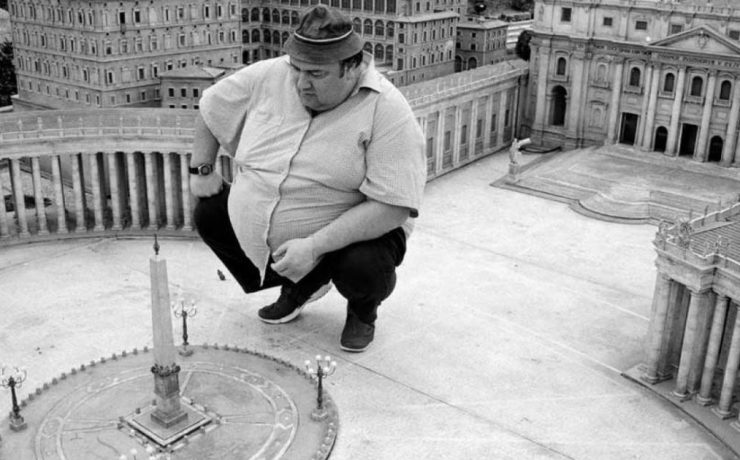 abacuc è un film italiano surreale