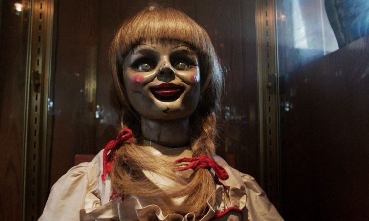 la bambola Annabelle nel Conjuring Universe