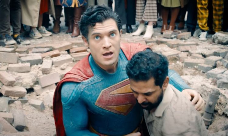 due scene di superman sono state censurate