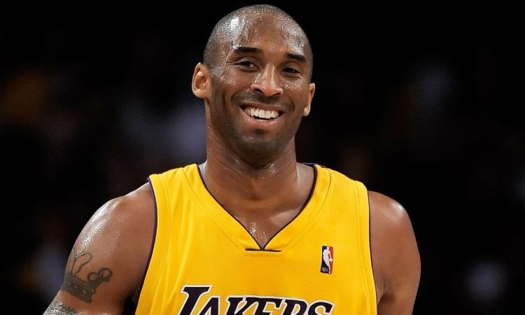 Kobe Bryant con la maglia dei LA Lakers