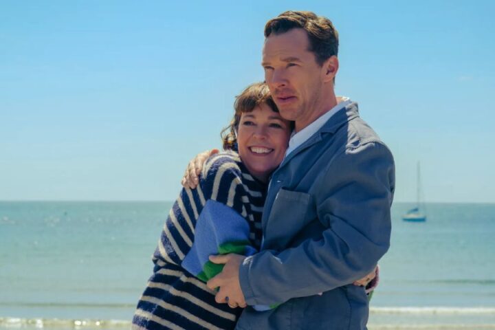 i roses disney+ Benedict Cumberbatch e Olivia Colman in I Roses