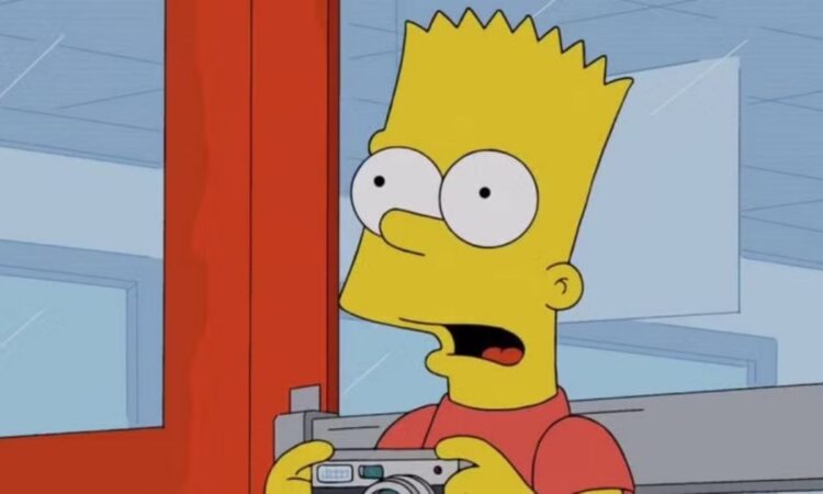 confermata una teoria su bart simpson Bart Simpson sorpreso con una macchina fotografica in mano in una scena della stagione 37
