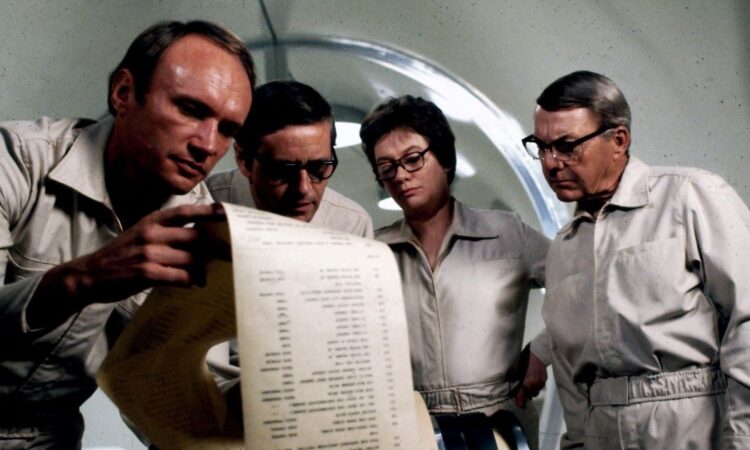 un frame del film sci-fi The Andromeda Strain